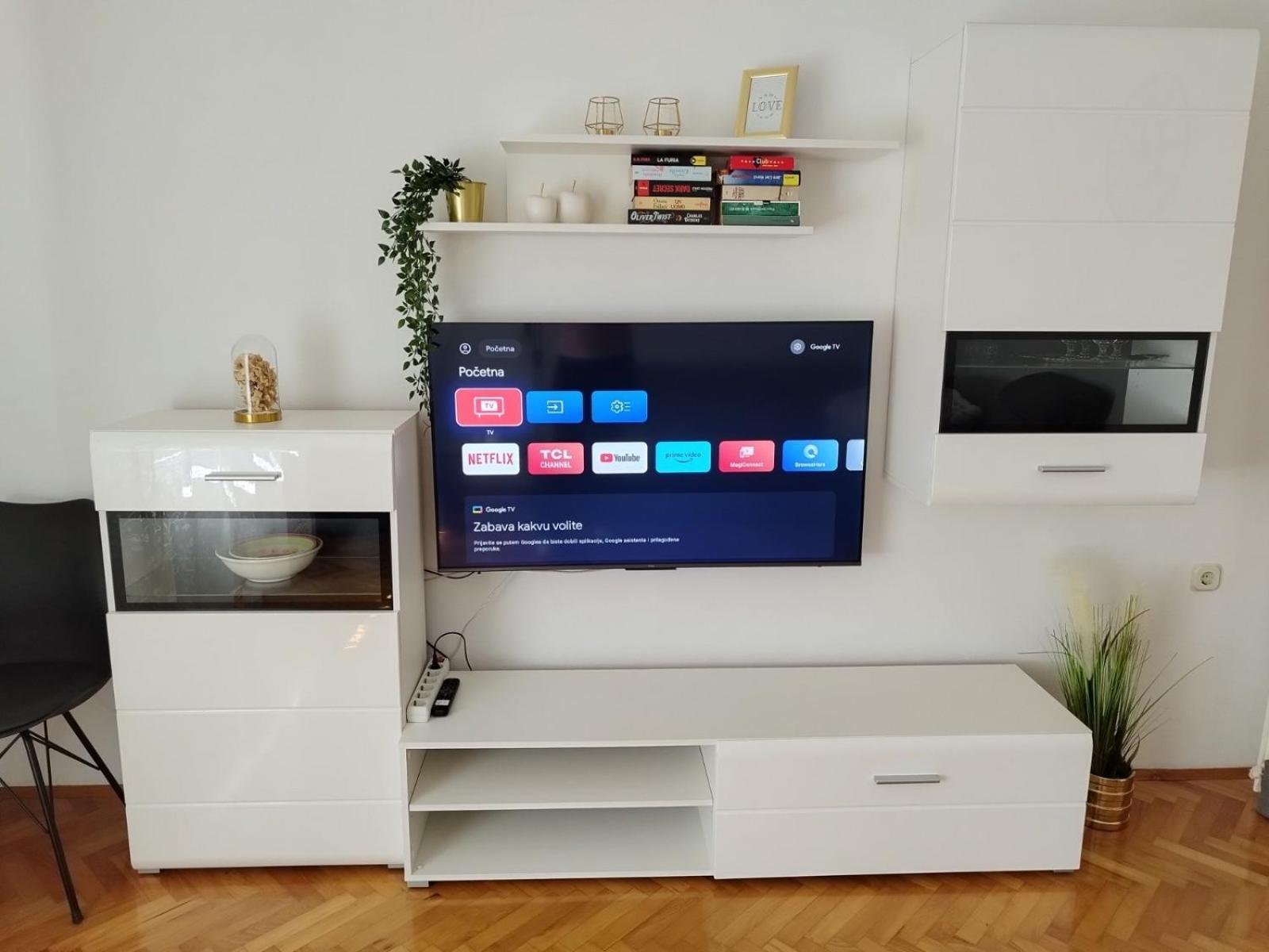 Antemma Apartment プーラ エクステリア 写真