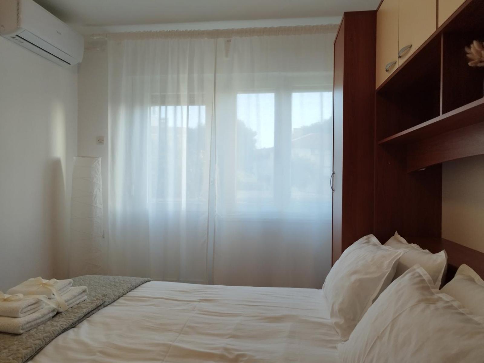 Antemma Apartment プーラ エクステリア 写真