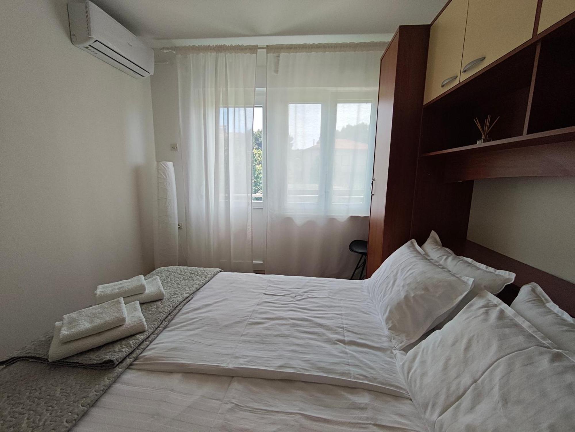 Antemma Apartment プーラ エクステリア 写真